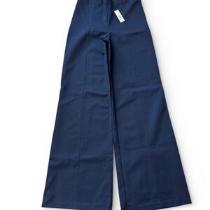 Banana Republic Navy Wide-Leg Pants for women. New with tags. Size medium tall